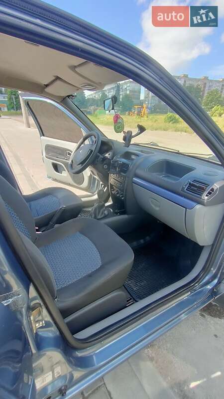 Седан Renault Symbol 2006 в Кропивницком