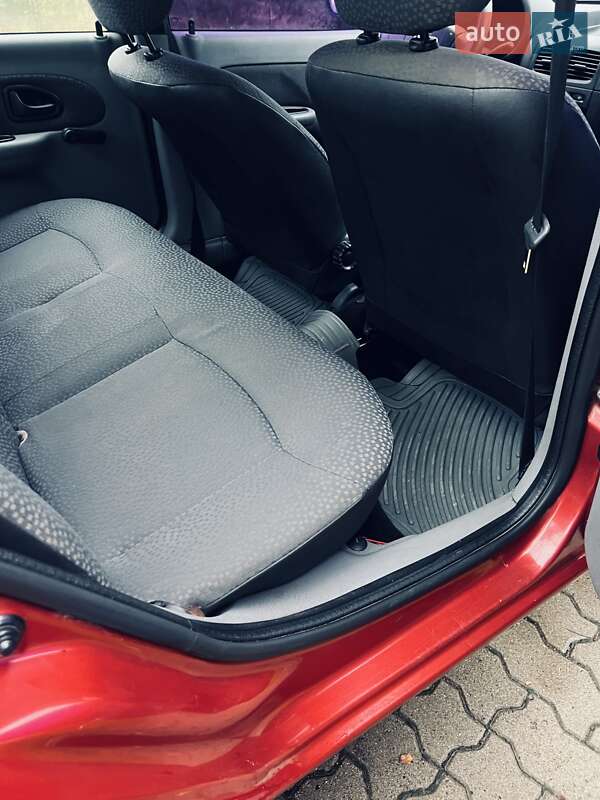 Седан Renault Symbol 2007 в Сваляве