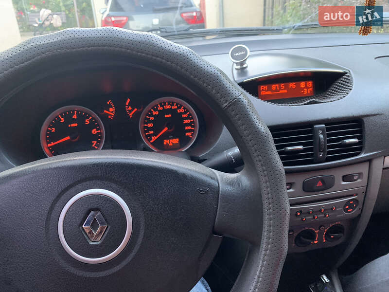 Седан Renault Symbol 2011 в Борщеве