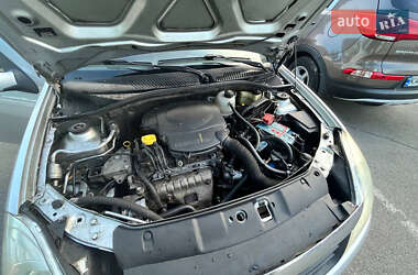 Седан Renault Symbol 2011 в 