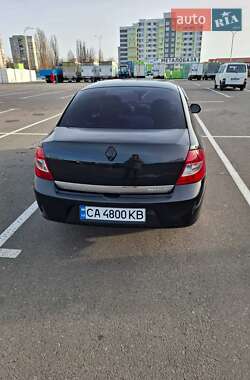 Седан Renault Symbol 2009 в 