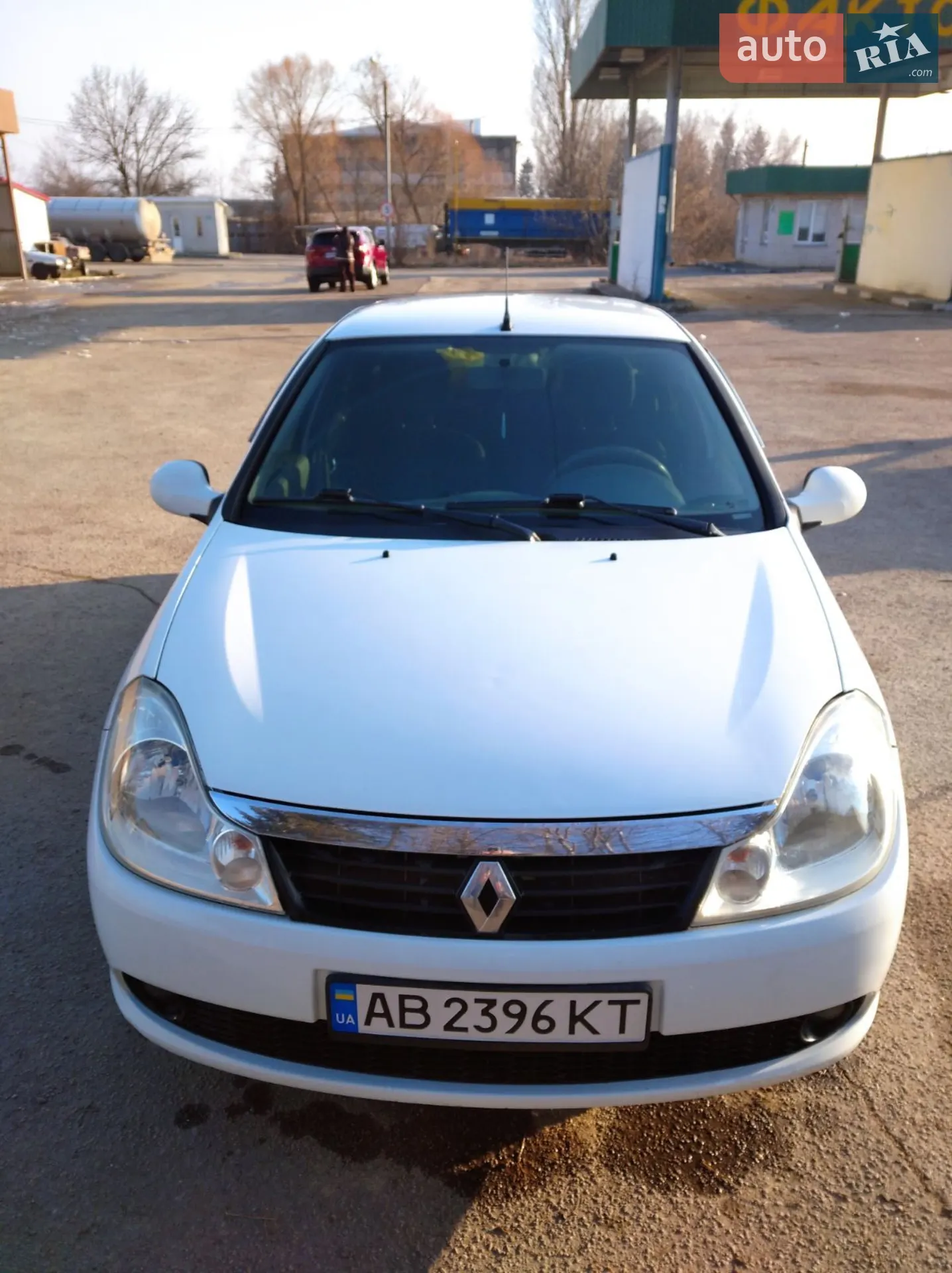 2011 Renault Symbol - фото 1