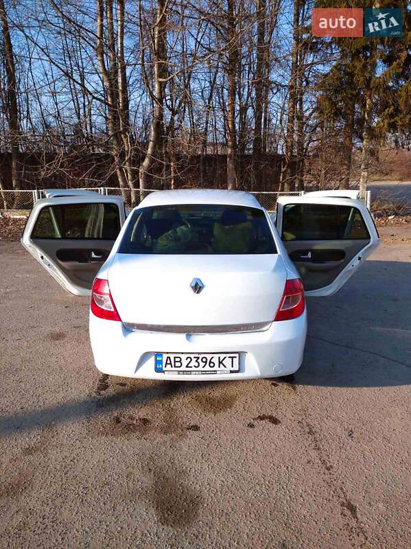 Седан Renault Symbol 2011 в Шаргороде