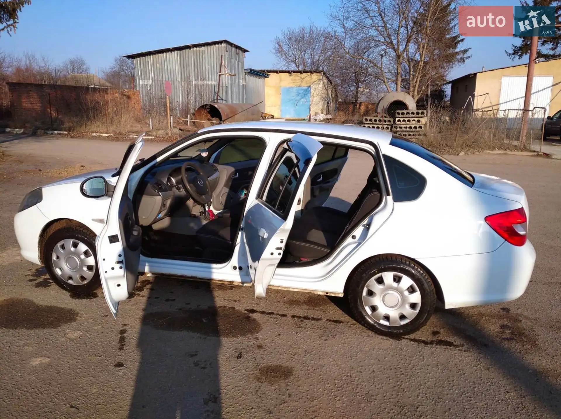 2011 Renault Symbol - мініатюра 3