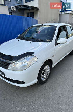 Седан Renault Symbol 2011 в 