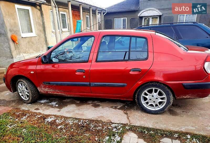 Renault Symbol 2004