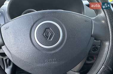 Седан Renault Symbol 2011 в 