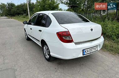 Седан Renault Symbol 2011 в 