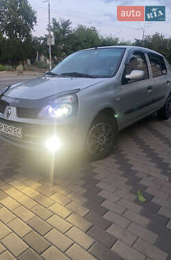 Седан Renault Symbol 2004 в Києві