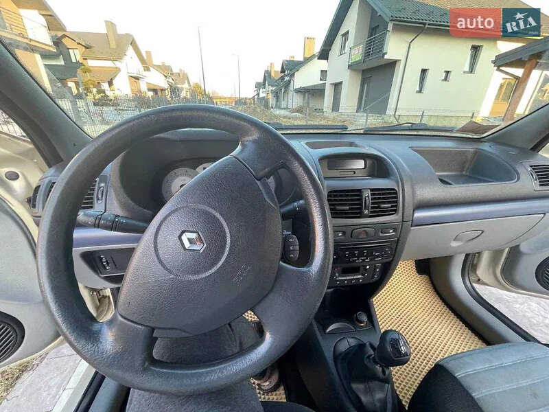 Седан Renault Symbol 2008 в Львове
