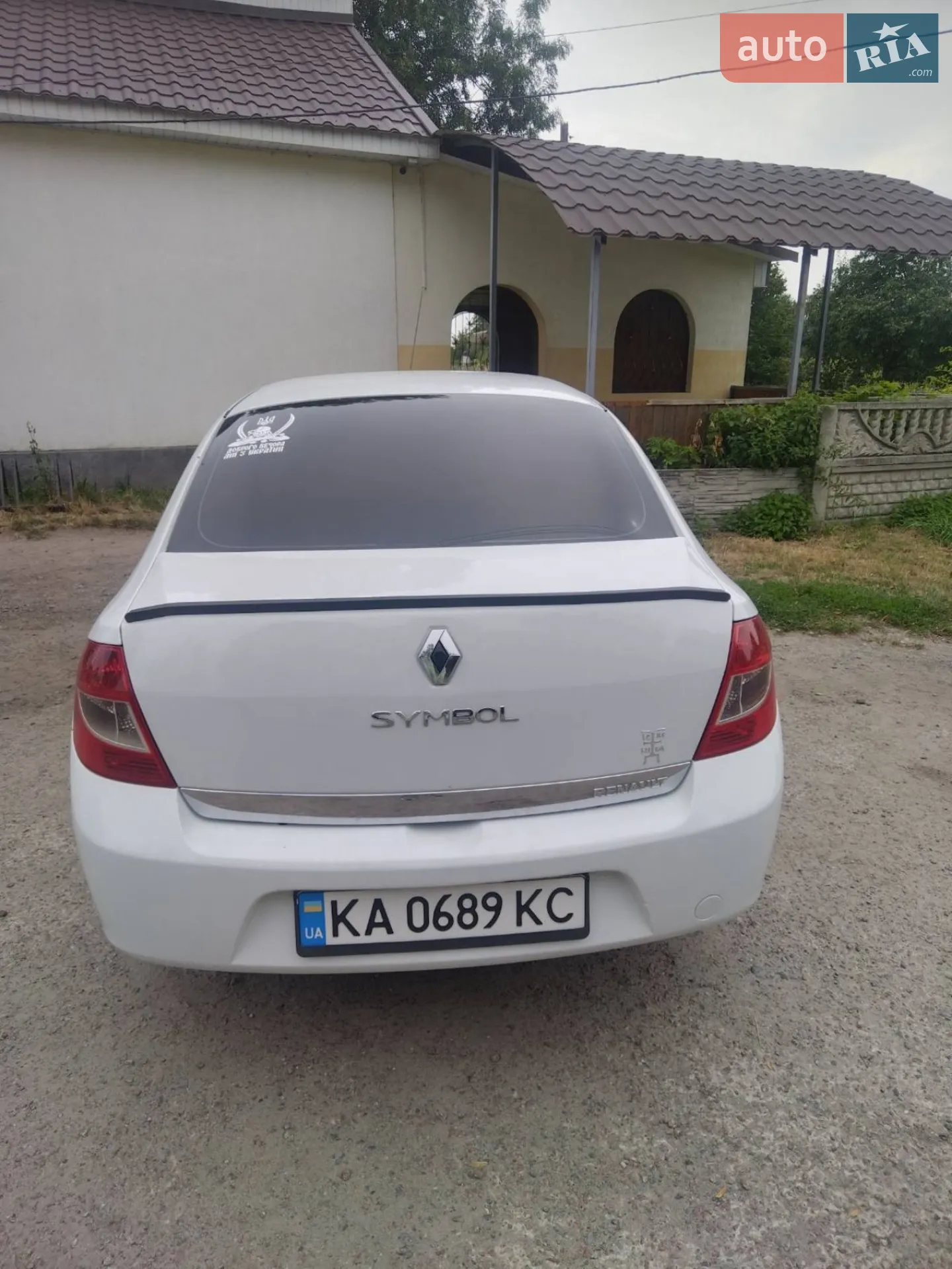 2010 Renault Symbol - мініатюра 3