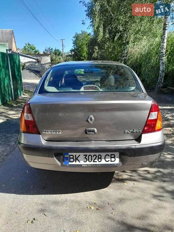 Седан Renault Symbol 2004 в Луцке