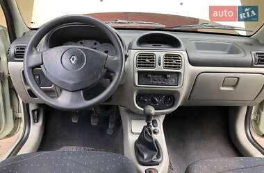 Седан Renault Symbol 2002 в 