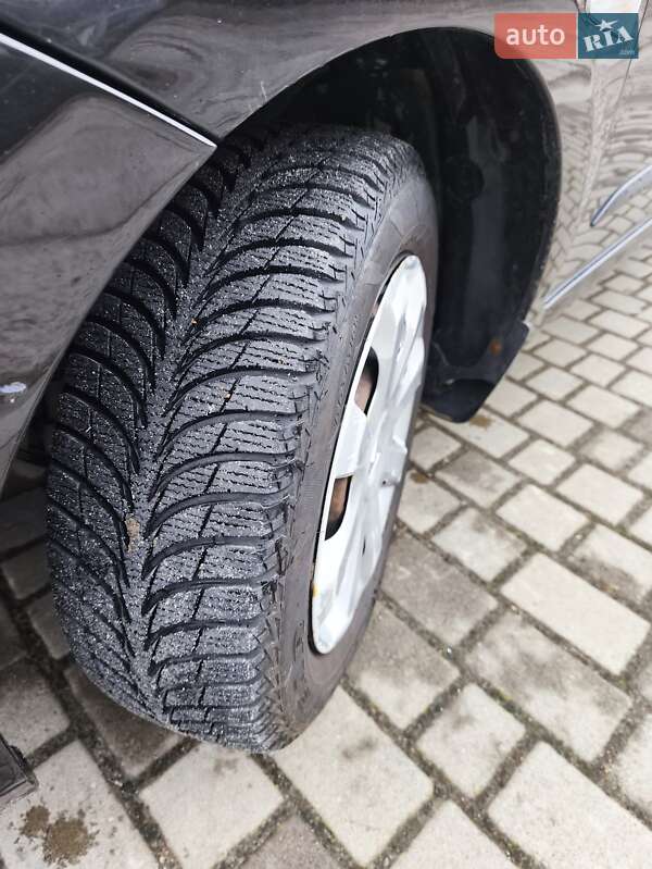 Седан Renault Symbol 2011 в Львове фото 19 Седан Renault Symbol 2011 в Львове