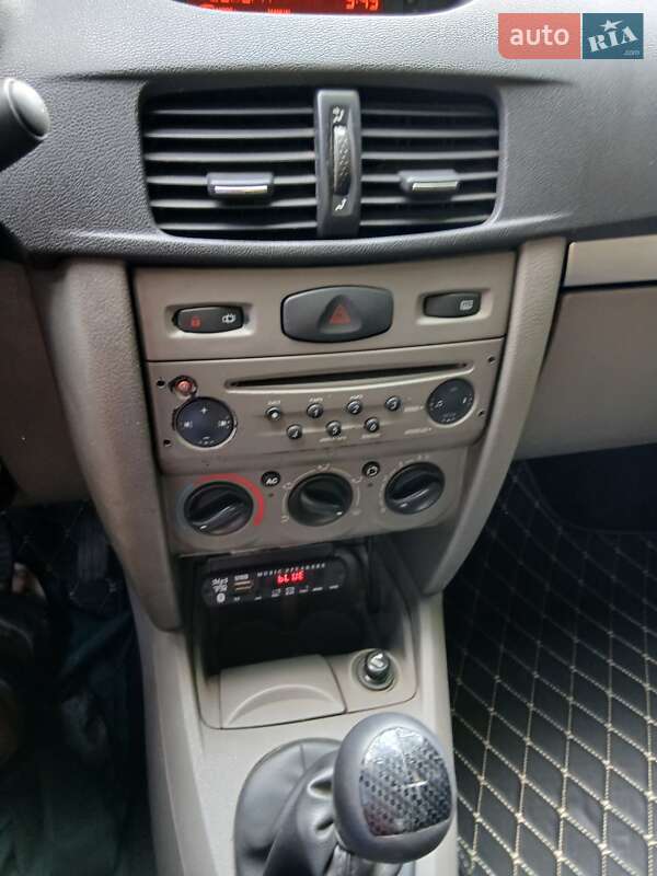 Седан Renault Symbol 2011 в Одессе фото 8 Седан Renault Symbol 2011 в Одессе