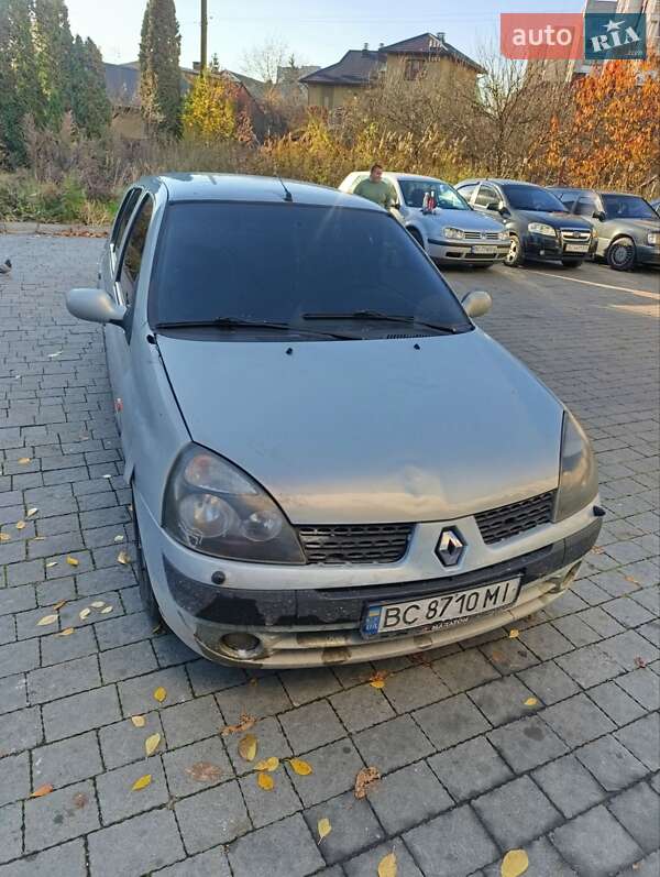 Седан Renault Symbol 2003 в Львові