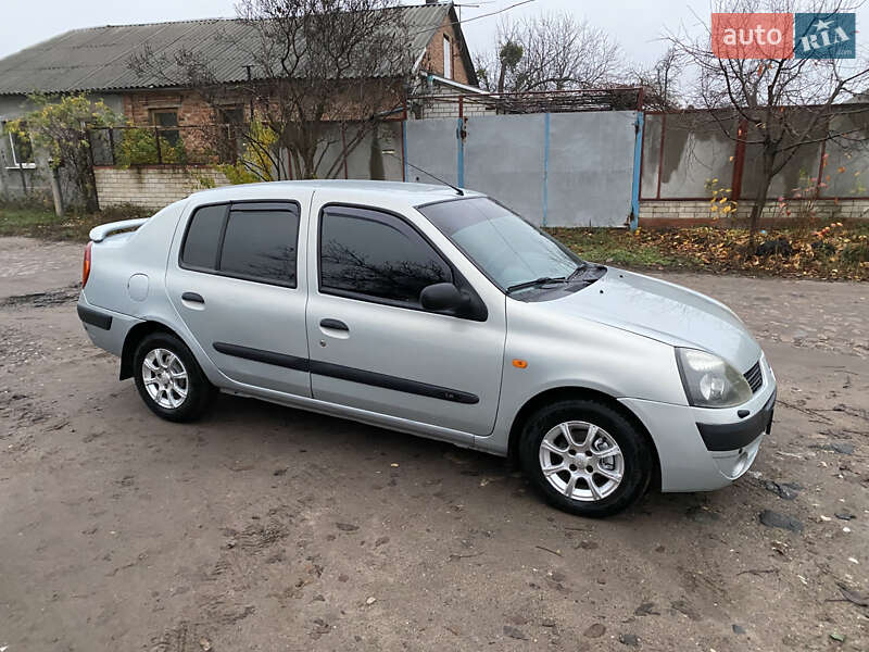 Седан Renault Symbol 2004 в Харькове