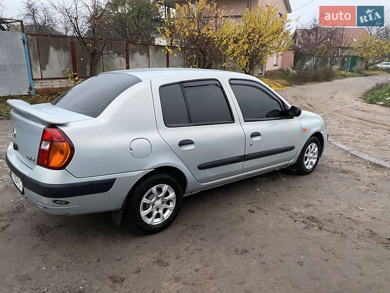 Седан Renault Symbol 2004 в Харькове