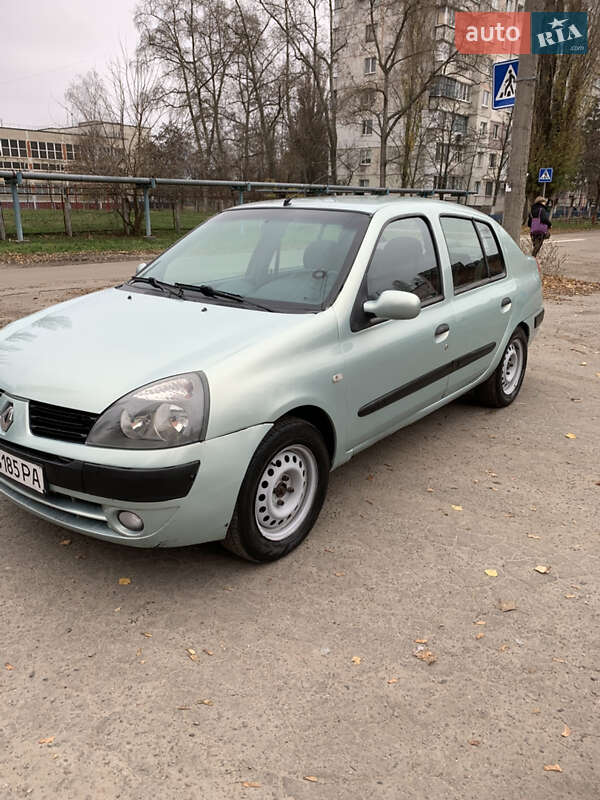 Седан Renault Symbol 2004 в Кременчуці