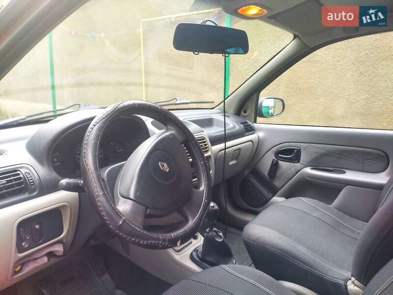 Седан Renault Symbol 2003 в Хусте фото 6 Седан Renault Symbol 2003 в Хусте