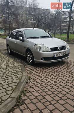 Седан Renault Symbol 2012 в Долине