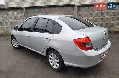 Седан Renault Symbol 2011 в Киеве