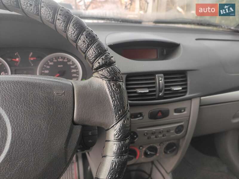 Седан Renault Symbol 2010 в Козятині фото 11 Седан Renault Symbol 2010 в Козятині