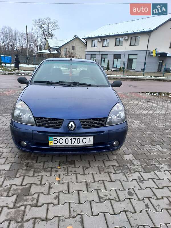 Седан Renault Symbol 2004 в Ивано-Франковске