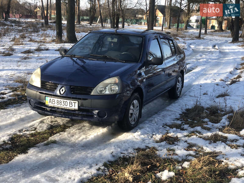 Седан Renault Symbol 2004 в Києві