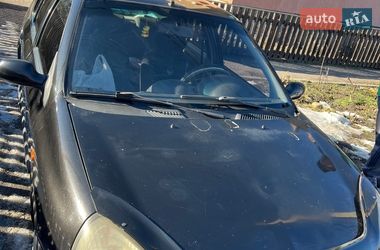 Седан Renault Symbol 2004 в Дымере