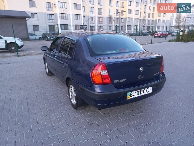 Седан Renault Symbol 2004 в Киеве
