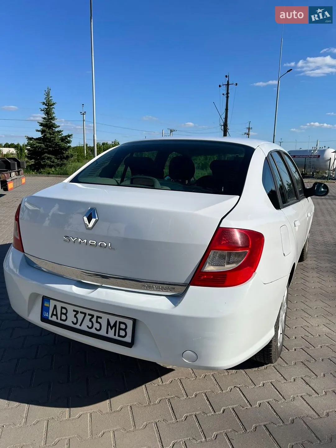 2010 Renault Symbol - мініатюра 18
