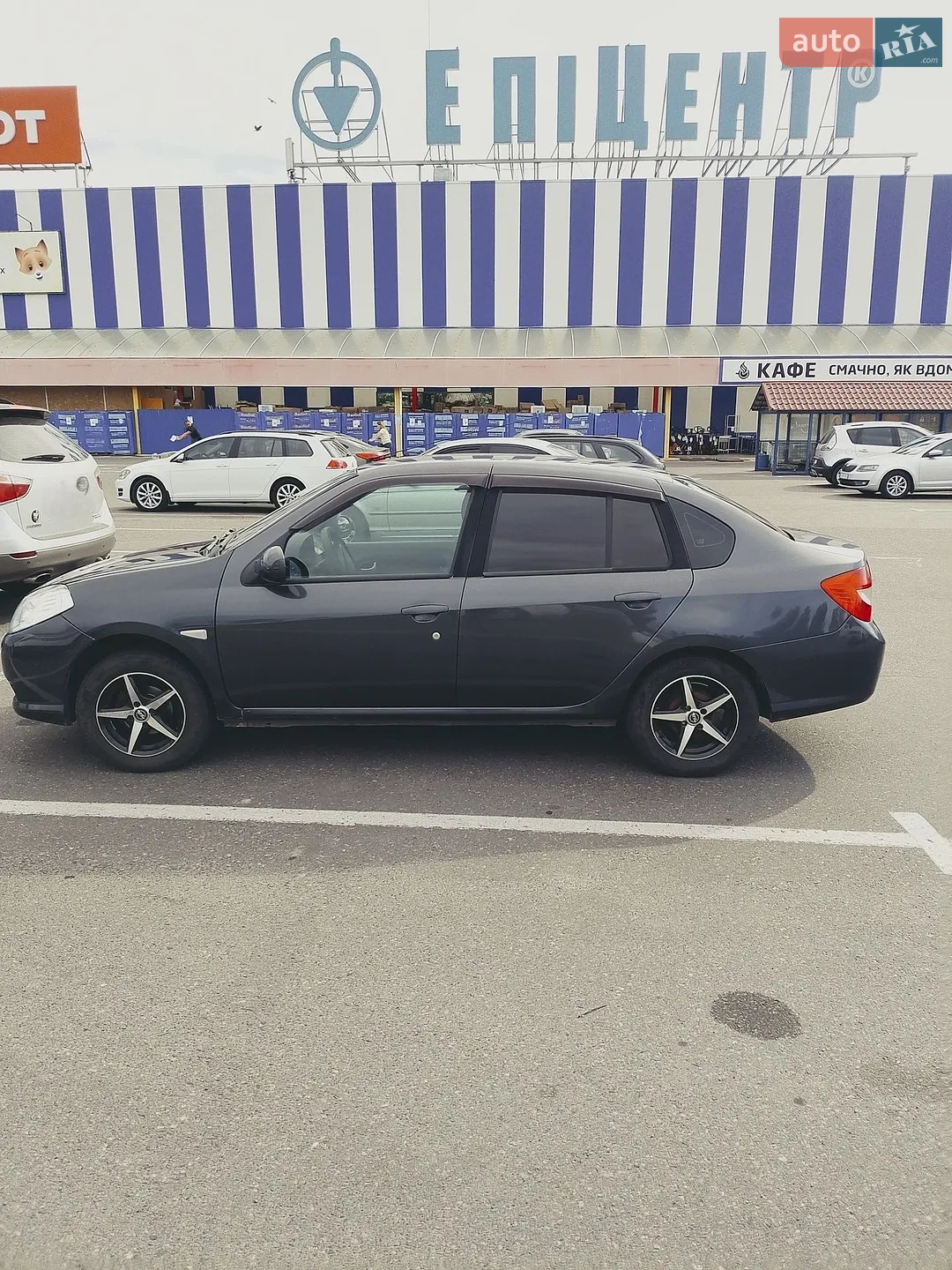 2010 Renault Symbol - мініатюра 2
