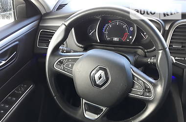 Седан Renault Talisman 2016 в 