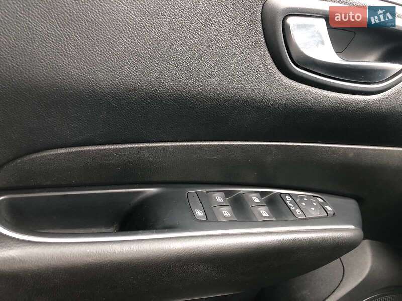 Универсал Renault Talisman 2017 в Киеве фото 18 Универсал Renault Talisman 2017 в Киеве