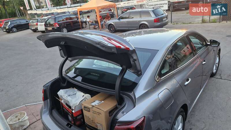 Седан Renault Talisman 2016 в Вінниці