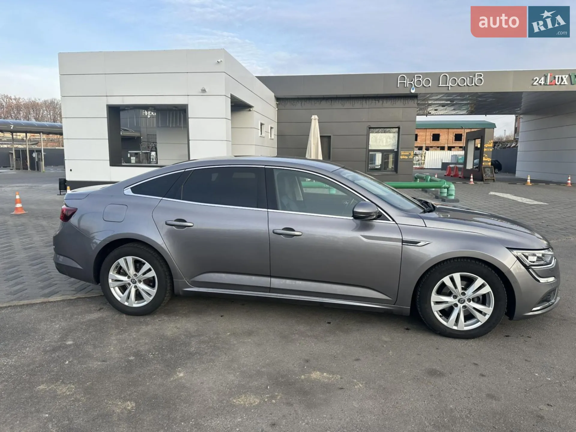 2015 Renault Talisman - мініатюра 9