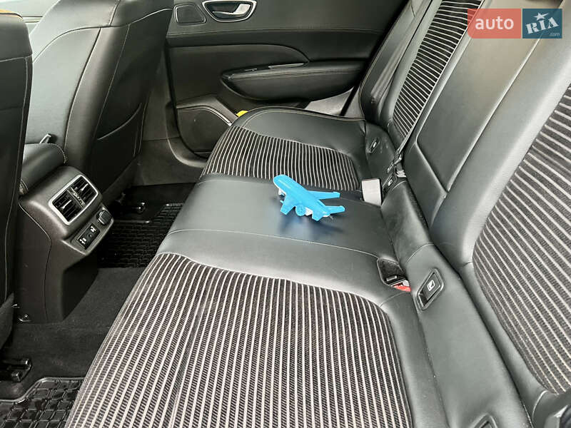 Седан Renault Talisman 2018 в Острозі