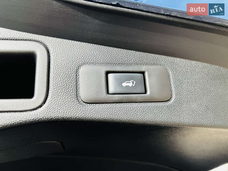 Универсал Renault Talisman 2019 в Киеве