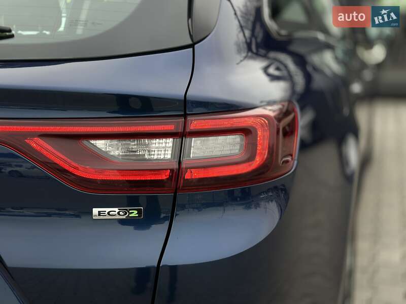 Універсал Renault Talisman 2016 в Чернівцях