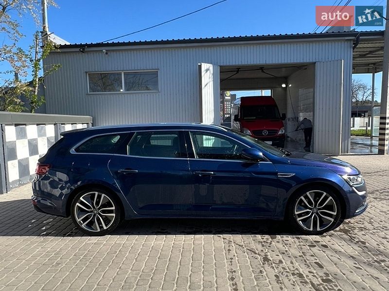 Универсал Renault Talisman 2016 в Староконстантинове