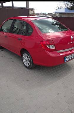 Седан Renault Thalia 2012 в Хусті