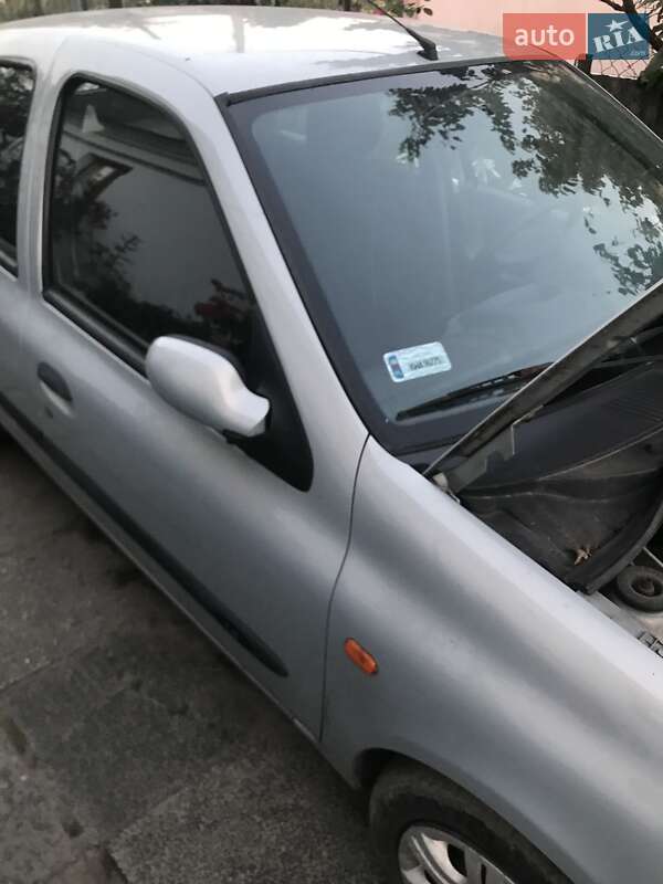 Седан Renault Thalia 2003 в Костопілі