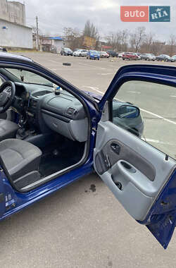 Седан Renault Thalia 2008 в 