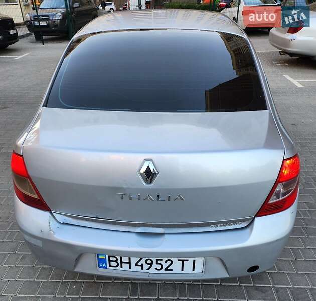 Седан Renault Thalia 2009 в Одессе