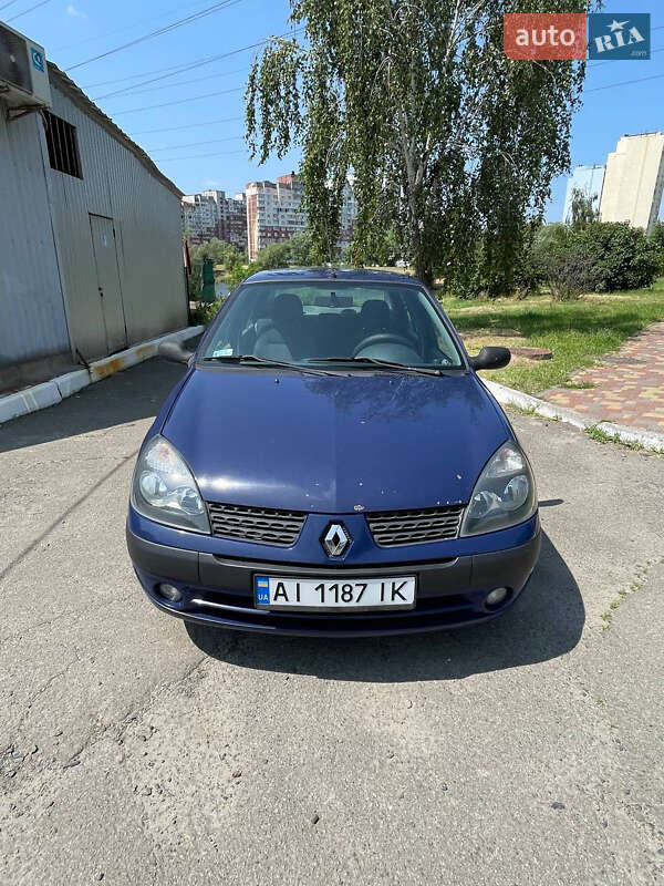 Renault Thalia 2004