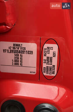 Седан Renault Thalia 2009 в 