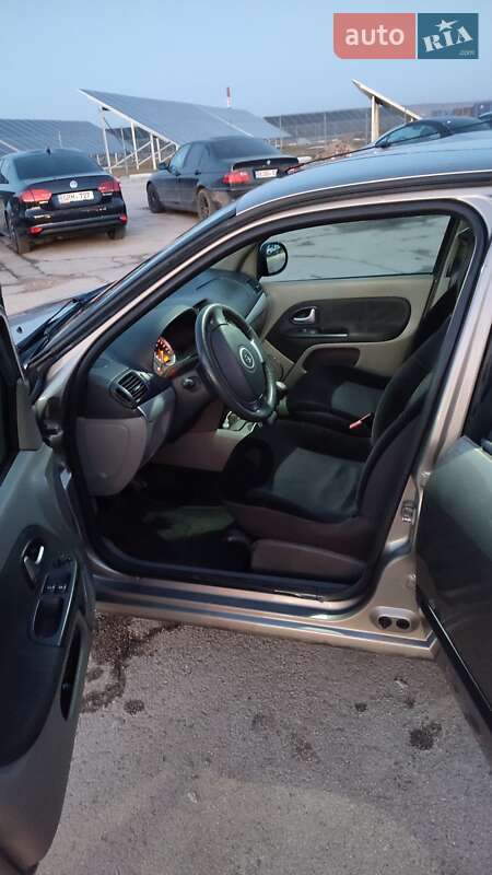 Седан Renault Thalia 2010 в Одессе фото 8 Седан Renault Thalia 2010 в Одессе