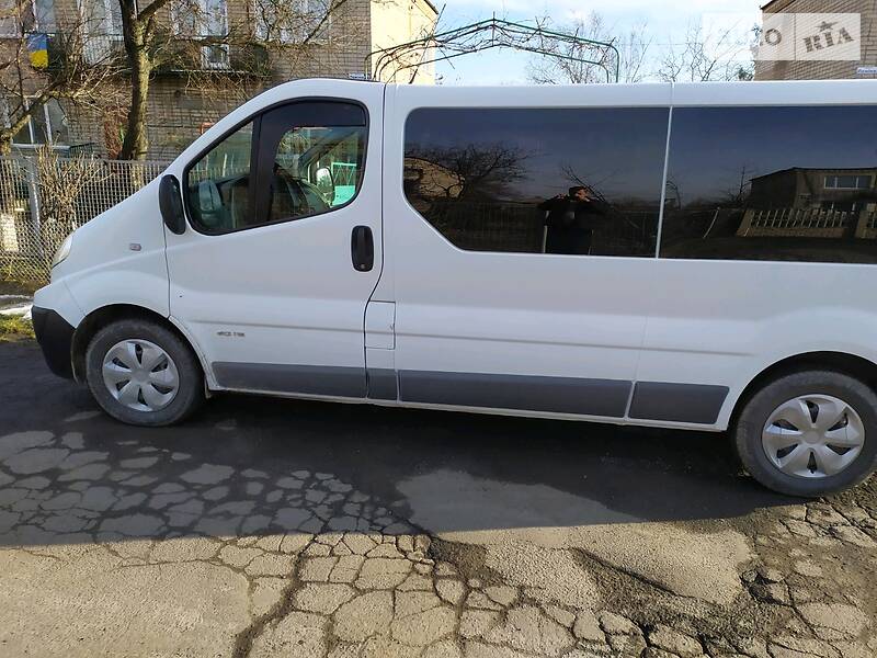 Renault Trafic пасс.