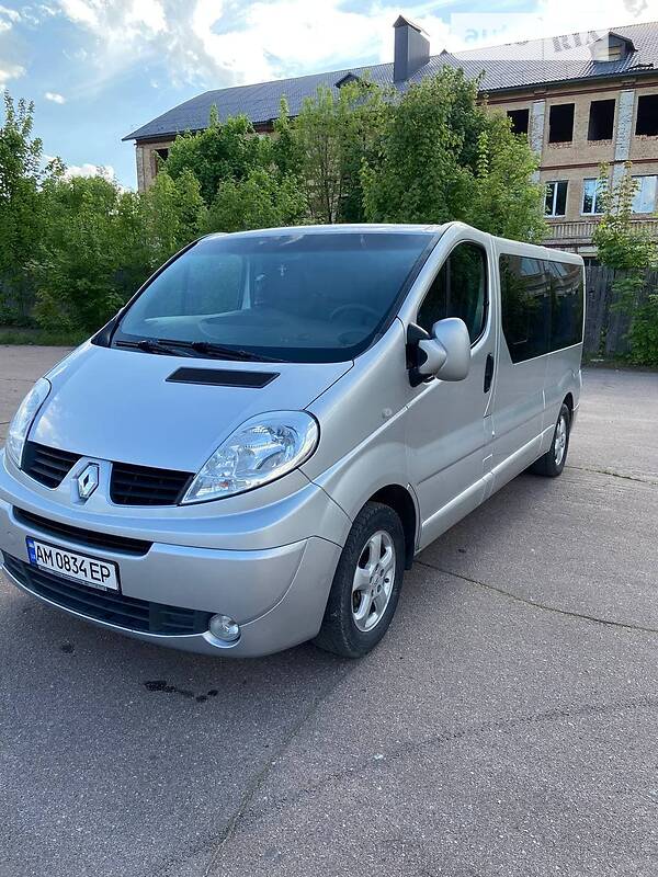 Renault Trafic пасс. FULLIDEAL